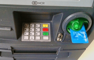 Kartu tertelan mesin ATM